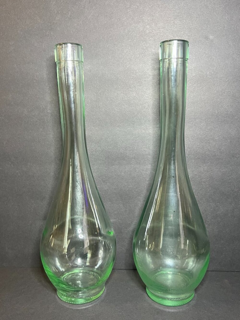 Set of 2 Italian Green Glass Olive Oil & Vinegar Cruet Bottles 16oz / 500ml